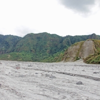 Mount_Pinatubo_2012_12_29_192.jpg